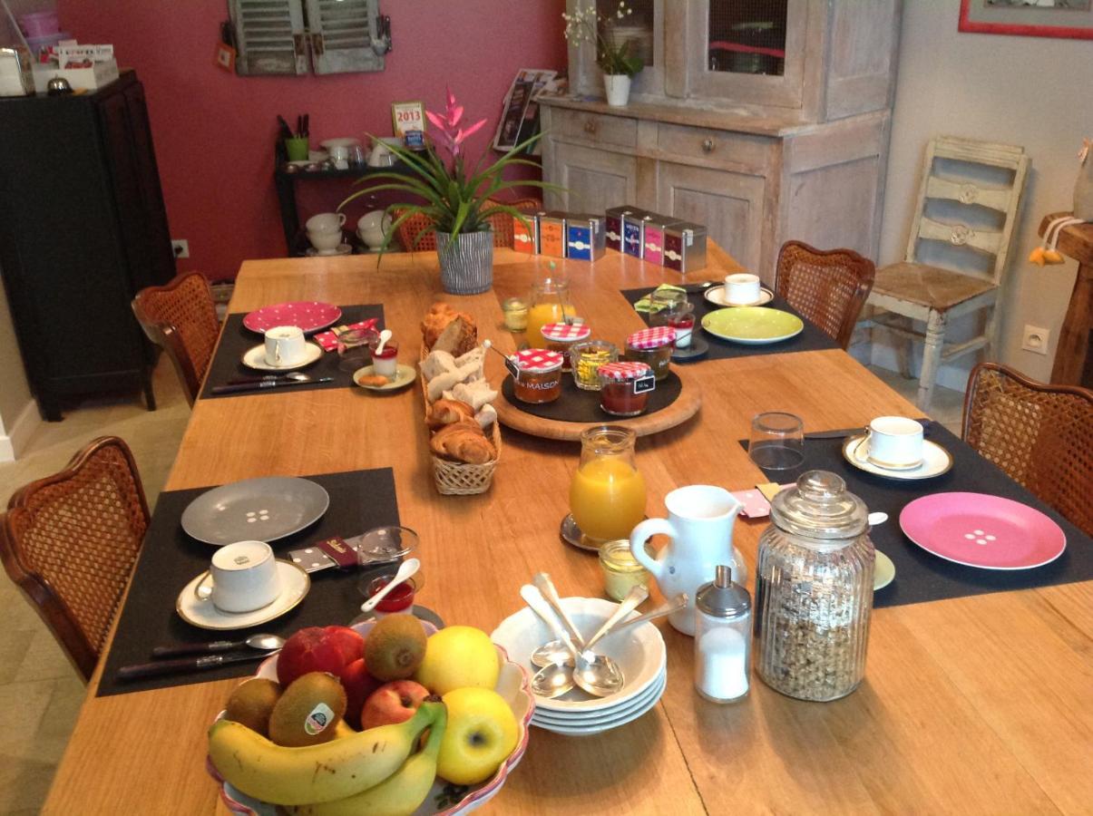 Bed and Breakfast Madeleine Et Cie Angers Exterior foto
