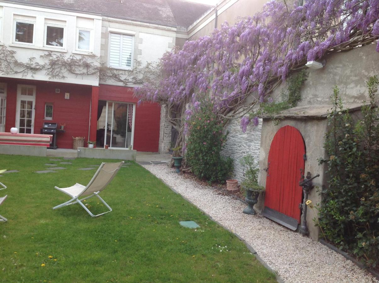 Bed and Breakfast Madeleine Et Cie Angers Exterior foto